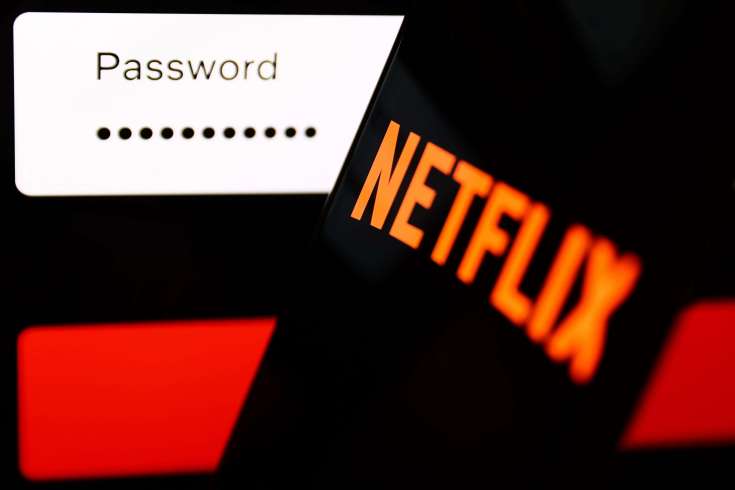 Wells Fargo thinks Netflix has 20% upside from here. Here's why