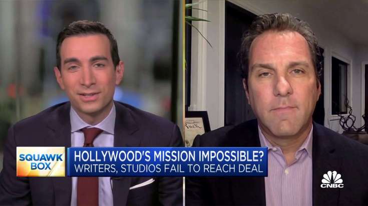 This week is key in Hollywood writers' strike negotiations, says Puck's Matt Belloni